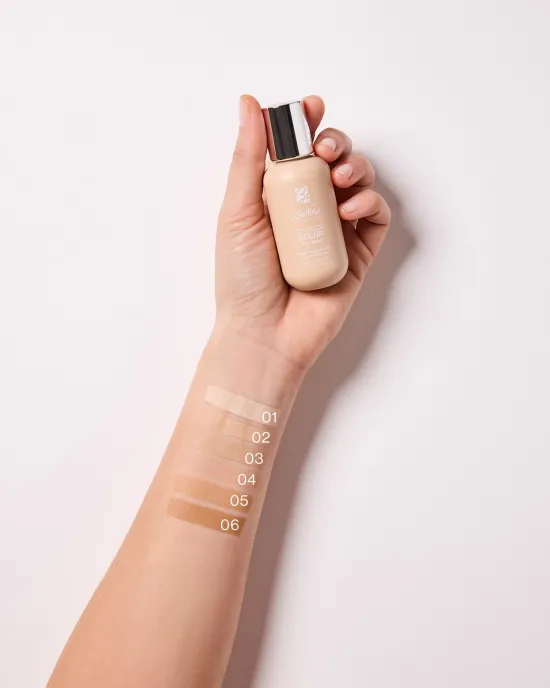 DEFENCE COLOR PRO WEAR Fond de ten fluid acoperire mare, 04 BEIGE,  tub 50 ml