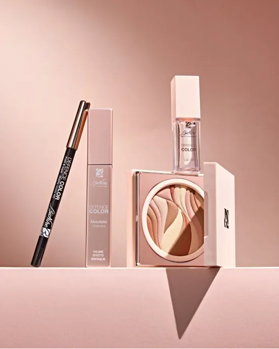 DEFENCE COLOR Defence Color Cel mai iubit